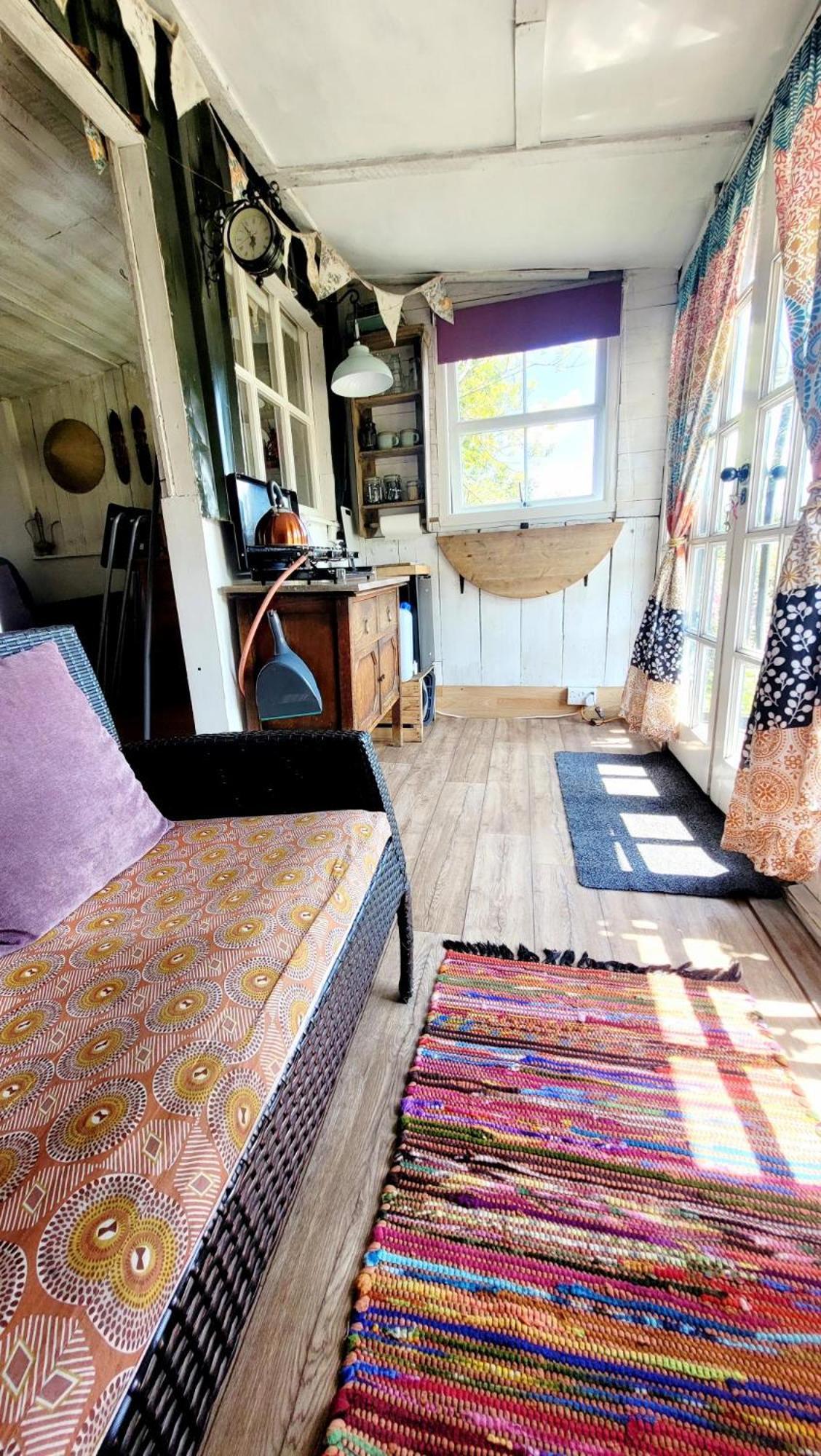فندق Treguth Glamping Unique Experience - Themed Huts Saint Day المظهر الخارجي الصورة