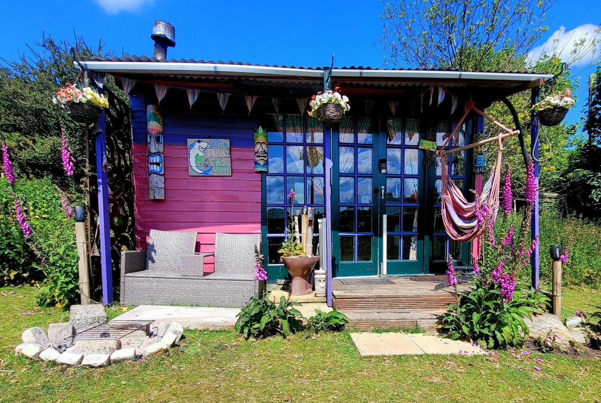 فندق Treguth Glamping Unique Experience - Themed Huts Saint Day المظهر الخارجي الصورة